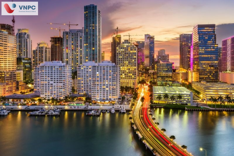 Bang Florida – Viên ngọc nắng ấm của nước Mỹ